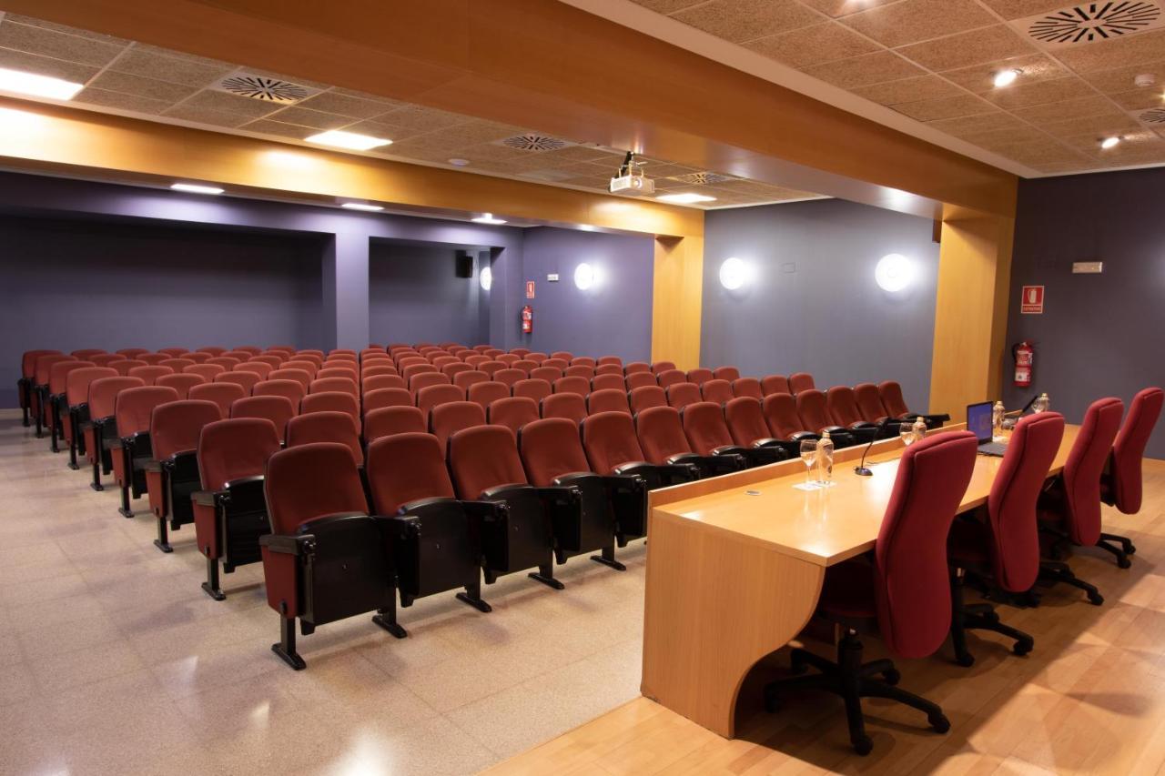 Villa Alojamiento Y Congresos - Villa Universitaria San Vicente Raspeig Extérieur photo